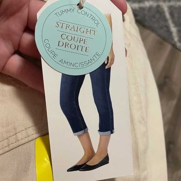 Santana Tummy Control Straight Leg Cropped Jeans 6 - Picture 8 of 9